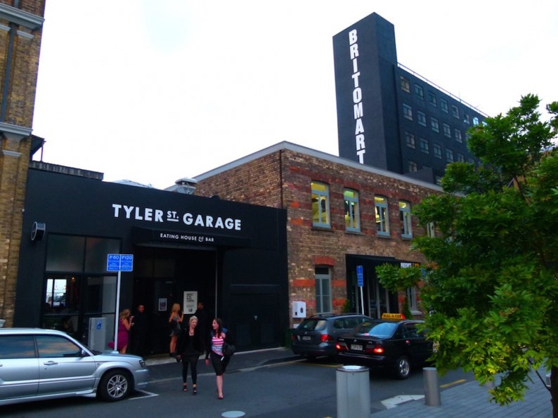 Auckland - Restaurant Tyler St- Garage