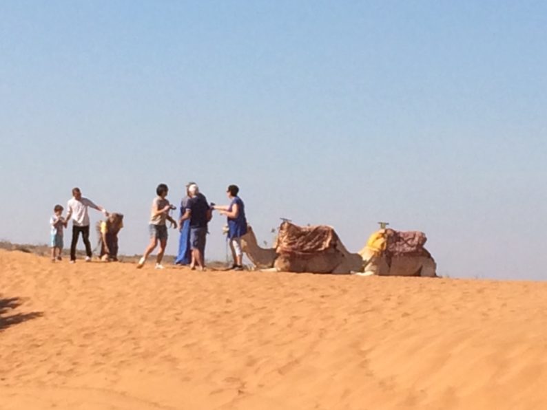 Auf den Sanddünen von Rasmouka