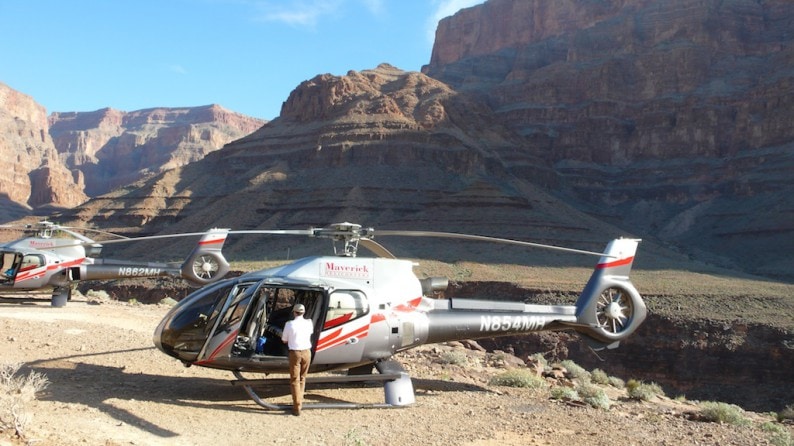 Grand Canyon -Landeplatz von Maverick Hubschrauber (1)