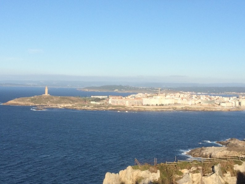 Monte San Pedro - Blick auf La Coruna und Herkulesturm