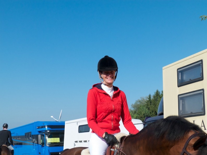 Chiemsee Pferdefestival - Sylvia Gugler beim Abreiten 