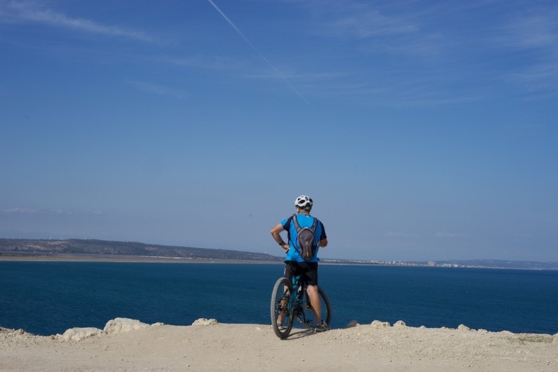 plateau-de-leucate-blick-ueber-das-mittelmeer