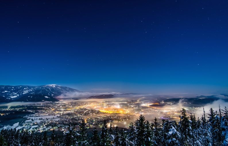 Villach bei Nacht mit Blick auf die Gerlitzen
Foto MS Photography