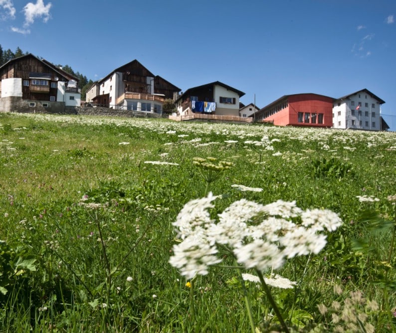 Tschlin im Frühling