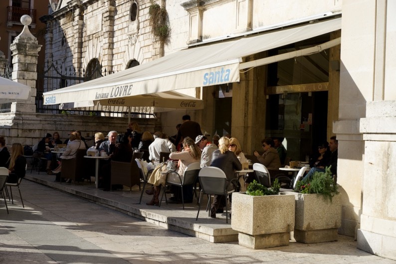 Zadar - Volksplatz - Café Santa Lovre